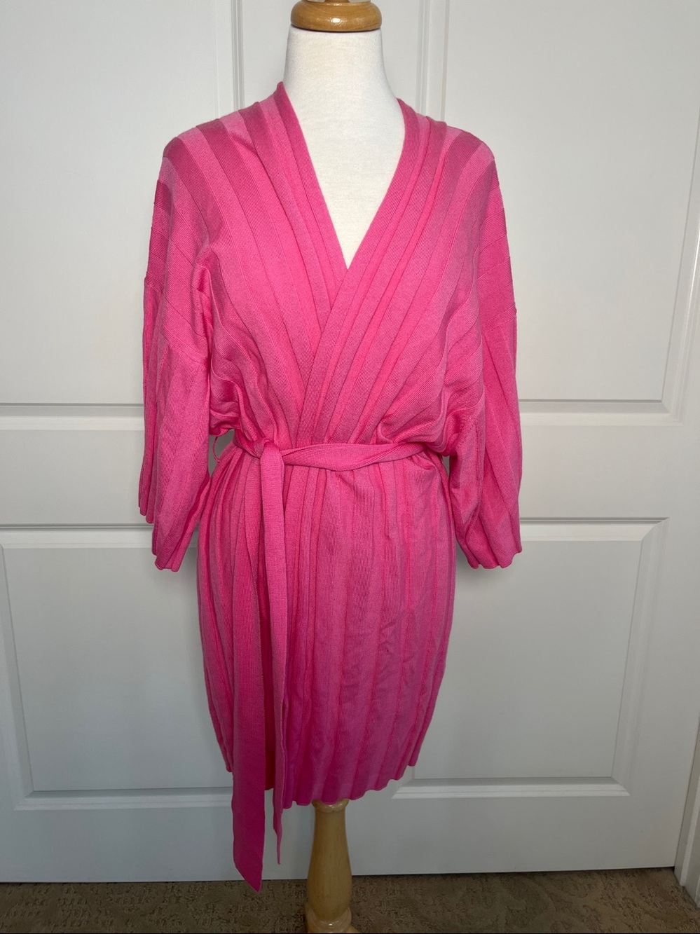 Marimekko Pink 100% wool belted cardigan Size Medium